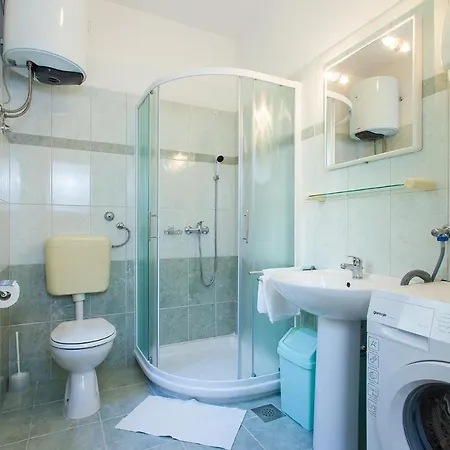 Apartment Brioni Ii