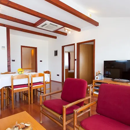 Brioni Ii Apartment