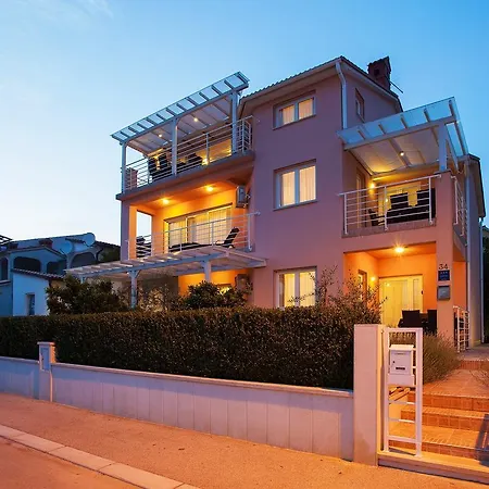 Brioni Ii Apartman *